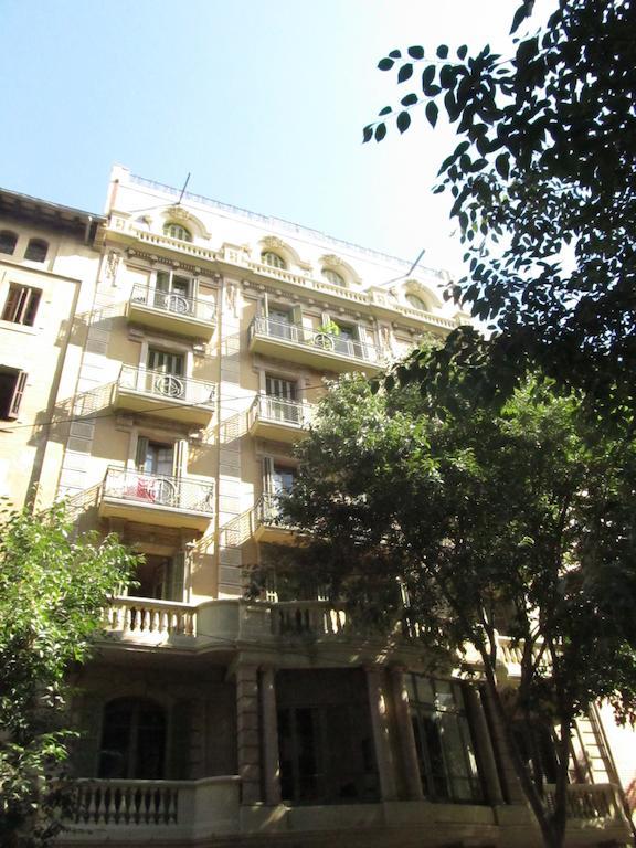 Bailen8 Apartment Barcelona Bagian luar foto