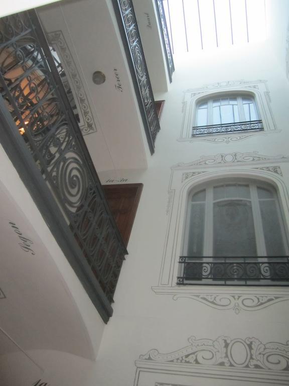 Bailen8 Apartment Barcelona Bagian luar foto