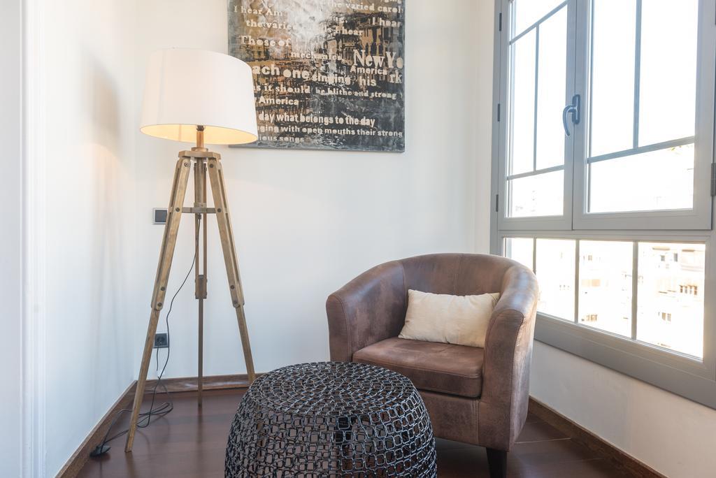Bailen8 Apartment Barcelona Bagian luar foto