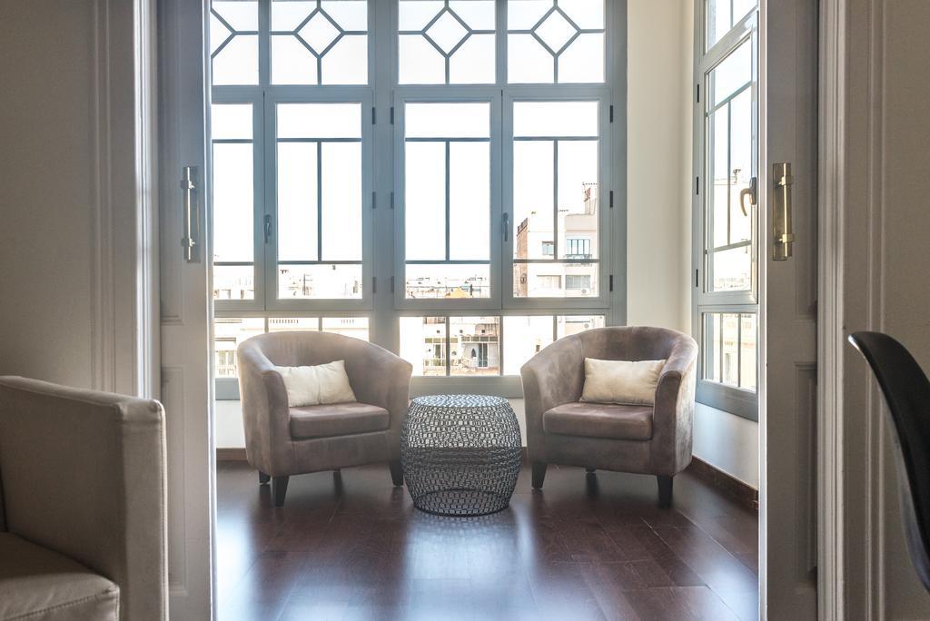 Bailen8 Apartment Barcelona Bagian luar foto