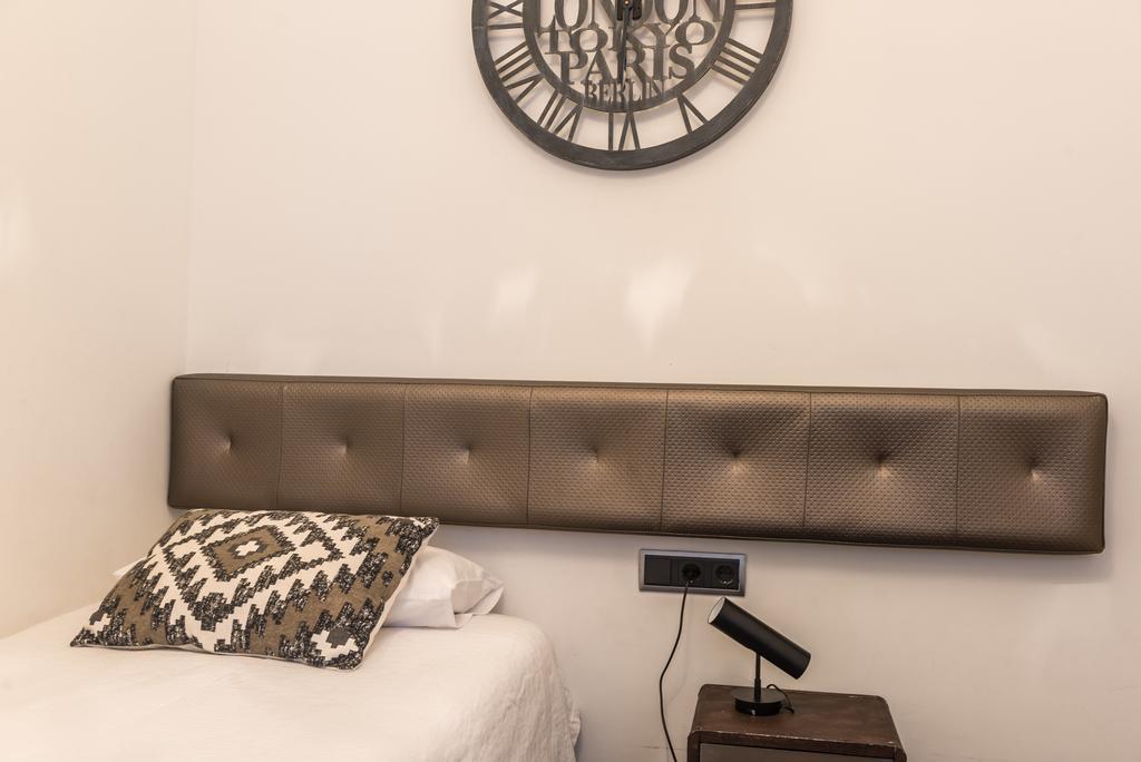 Bailen8 Apartment Barcelona Bagian luar foto