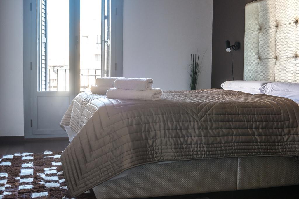 Bailen8 Apartment Barcelona Bagian luar foto