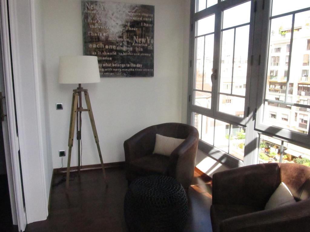 Bailen8 Apartment Barcelona Ruang foto